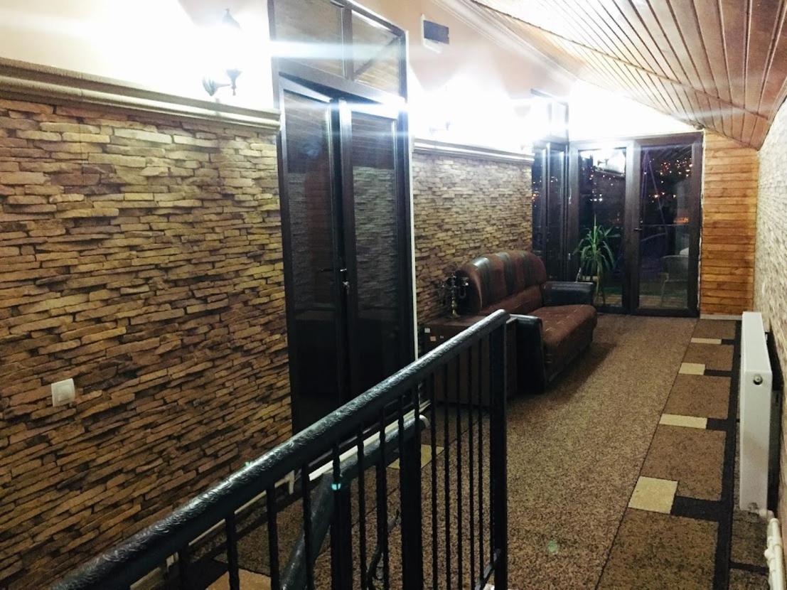 The Sindh House - Indus Aroma Restaurant Tbilisi Hotel Exterior foto
